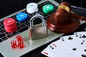 cinta78 login platform lobby displaying live-dealer tables, sportsbook markets, and slot games across multiple screens