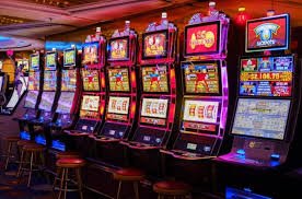 cinta78 login European roulette wheel in professional studio with multiple camera angles